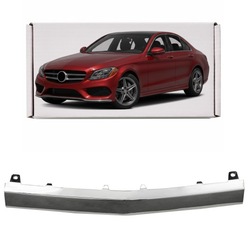 Mercedes c-class w205 14-18 хромированная планка бампера средняя a2058851574 фото №1