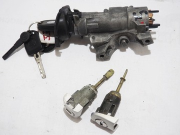 Passat b5 замок зажигания ключ + вкладыши 4b0905851a фото №1