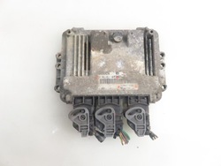 Блок управления renault master ii 2.5 dci 0281011940 8200311550 фото №1