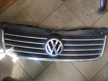 Решітка радіатор решітка радіатора 3b0853651l vw passat b5 рестайлінг фото №1