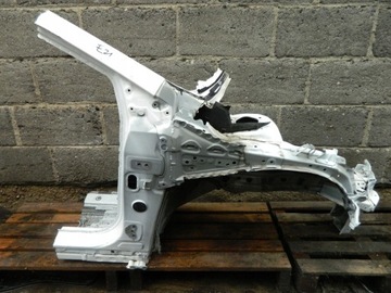 Чверть права передня toyota corolla e21 19-25 фото №1