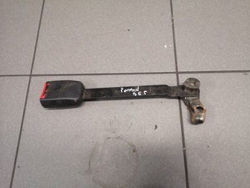 Застёжка ремня правый перед vw passat b5 3b0858472 фото №1