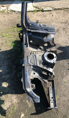 A4 b9 чверть права стійка лонжерон поріг перед lz7s фото №1