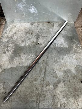 Планка двері хром cayenne 7p лівий зад фото №1