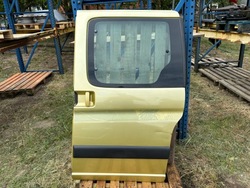 Peugeot partner citroen berlingo i двері ліві лівий зад 2006 фото №1