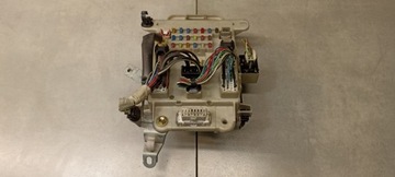 Коробка предохранителей toyota rav 4 ii d4d фото №1