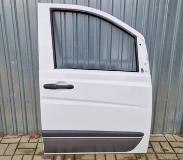 Mercedes vito 639 дверь правые идеальные белый фото №1