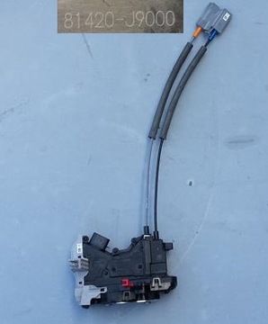 Замок двері праві зад hyundai kona 81420-j9000 фото №1