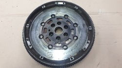 Vw golf 5 2.0 fsi колесо двомасовий двомасовий маховик справні фото №1