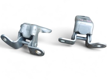 Toyota prius + plus 12-20 петлі двері задніх лівих лівий зад фото №1