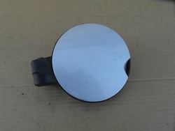 Кришка заливання пального peugeot 207 3d. срібна ідеальний стан фото №1