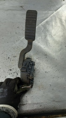 Потенціометр газу renault laguna 01r ii фото №1