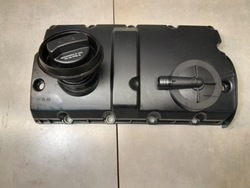 Кришка клапанів fabia i 1.9 tdi atd 038103475r фото №1