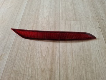 Відбивач правий зад vw golf vii рестайлінг 5g0945106c фото №1