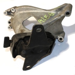 Vw amarok лапи подушка двигателя 03l199308e фото №1