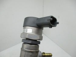 Laguna 3 trafic 07-13 2.0 dci регулятор тиску пального 0281002800 фото №1