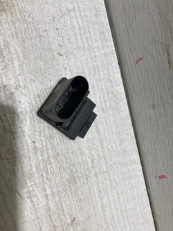 Volkswagen оригинальный номер 1k0927810e выключатель, wysprzęglanie gra фото №1