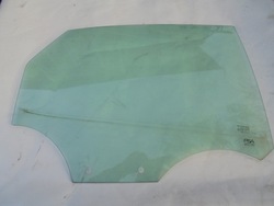 Скло двері праві зад citroen c4 3 iii 23r. фото №1