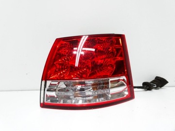 Citroen c-crosser - лампа правый зад фото №1