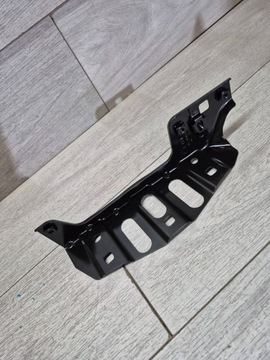 12230. clio v кріплення крила ліві 641c19865r фото №1