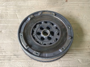 Двомасовий маховик / колесо двомасовий - bmw n43 2.0 - 7560876hu фото №1