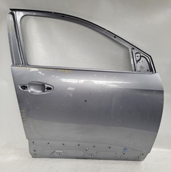 Двері праві перед peugeot 3008 / 5008 2017- фото №1