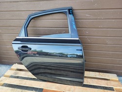 Двері праві зад задні sedan audi a6 c7 lz9y 2011- фото №1