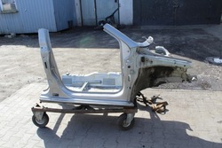 Skoda fabia iii четверть обшивка перед правая фото №1