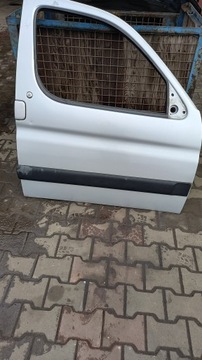 Дверь правые перед peugeot partner 01r универсал ezrc фото №1