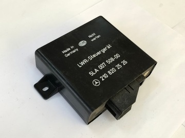 Модуль контроллера mercedes w210 оригинальный номер 2108202526 фото №1