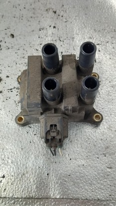 Катушка зажигания mazda 6 03r 2.0b универсал l81318100 фото №1