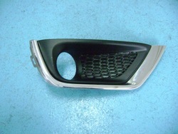 Решітка бампера jeep compass 2017- права фото №1