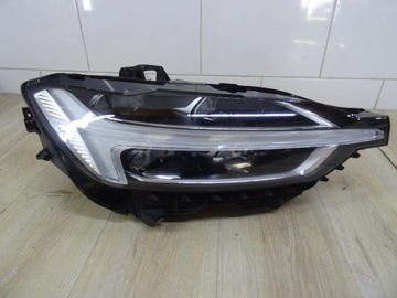 Лампа права перед передня volvo xc60 ii mid led 16- 32133545 llu фото №1
