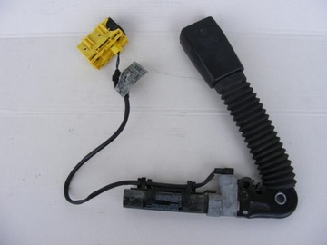 Bmw e46 натягувач ременя безпеки правий 8257788 фото №1