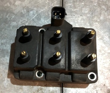 Chrysler voyager iii 3.3 катушка зажигания 5233140 фото №1