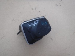 Дросельна заслінка skoda fabia i 1.4 047133062d фото №1