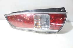 Лампа ліва задня daihatsu sirion ii hb фото №1