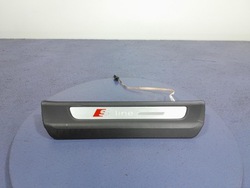 Audi q7 ii 4m планка накладка порога зад задняя правая 4m0947418b фото №1