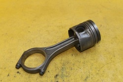 Поршень шатун jaguar s-type fl h268x 2.7d фото №1