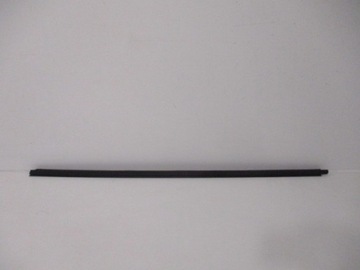 C1 107 планка накладка wewnęt. дверь левая передняя новая 9309n0 фото №1