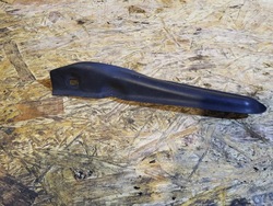 Citroen berlingo iv заглушка підскло права 9819414180 фото №1