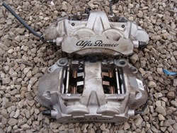 Затискачі перед alfa romeo giulia 20c30008 20c30007 фото №1