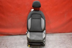 Сидіння лівий водія eu citroen c3 picasso 08-13 фото №1