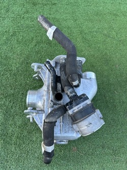 Audi rs4 rs5 радиаторов воздуха интеркулер воды 8w0145785c фото №1