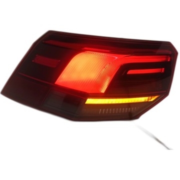 Лампа ліва зад golf viii 5h0945095c фото №1