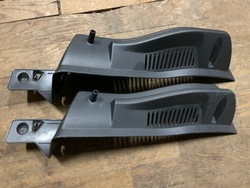 Renault clio iv крепление полки багажника правые фото №1