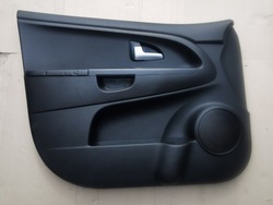 Kia venga боковина оббивка двері ліва лівий перед фото №1