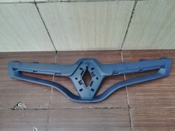 Решітка радіатора рамка решітка renault scenic iii рестайлінг 13-16 оригінальний номер 620783747r фото №1