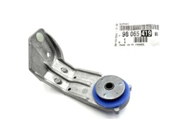 Кріплення інтеркулер citroen peugeot 9806541980 фото №1