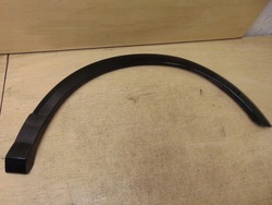 Накладка крила заднього ліва audi q2 81a853817a фото №1